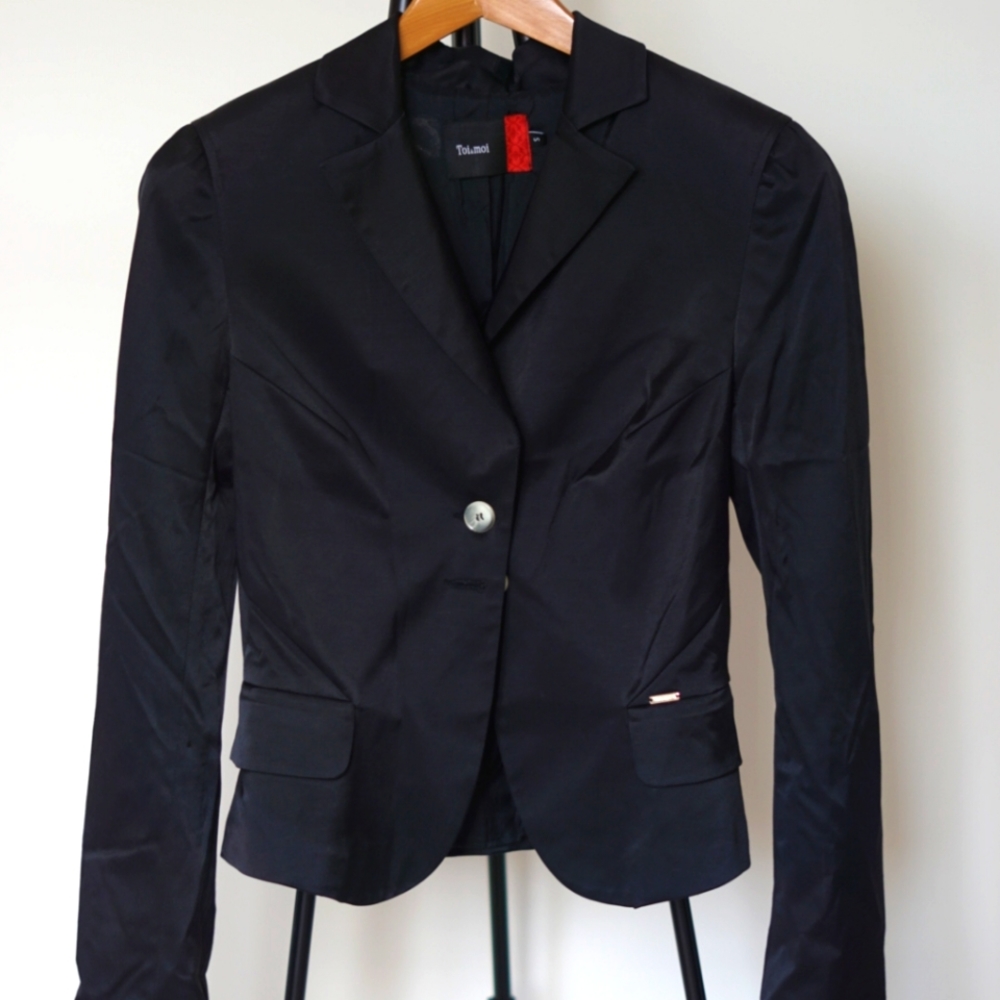 Toi & Moi Black Satin Blazer